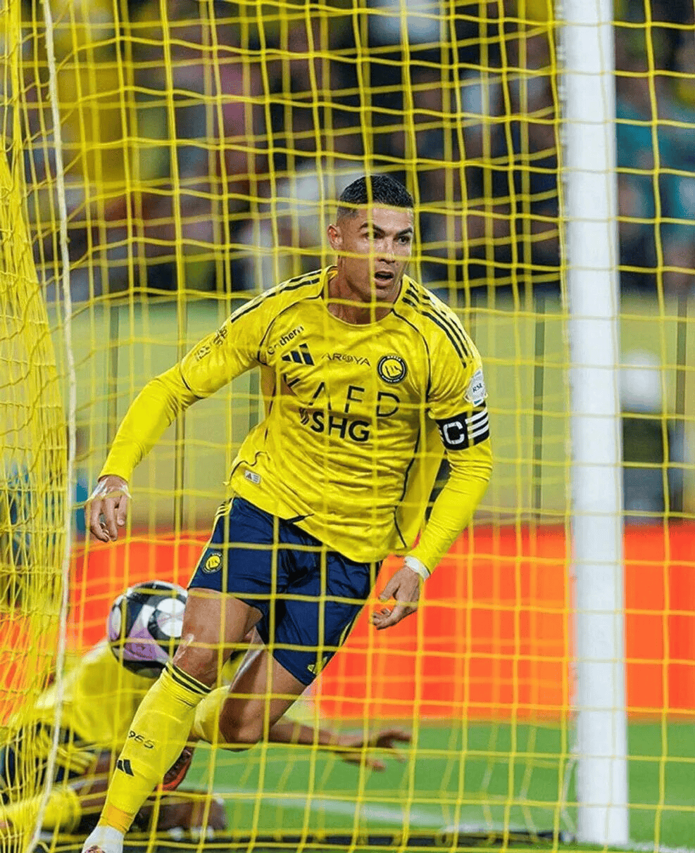 爱游戏-关于C罗迎来十二赛季高光表现，篮网球迷沸腾！的信息